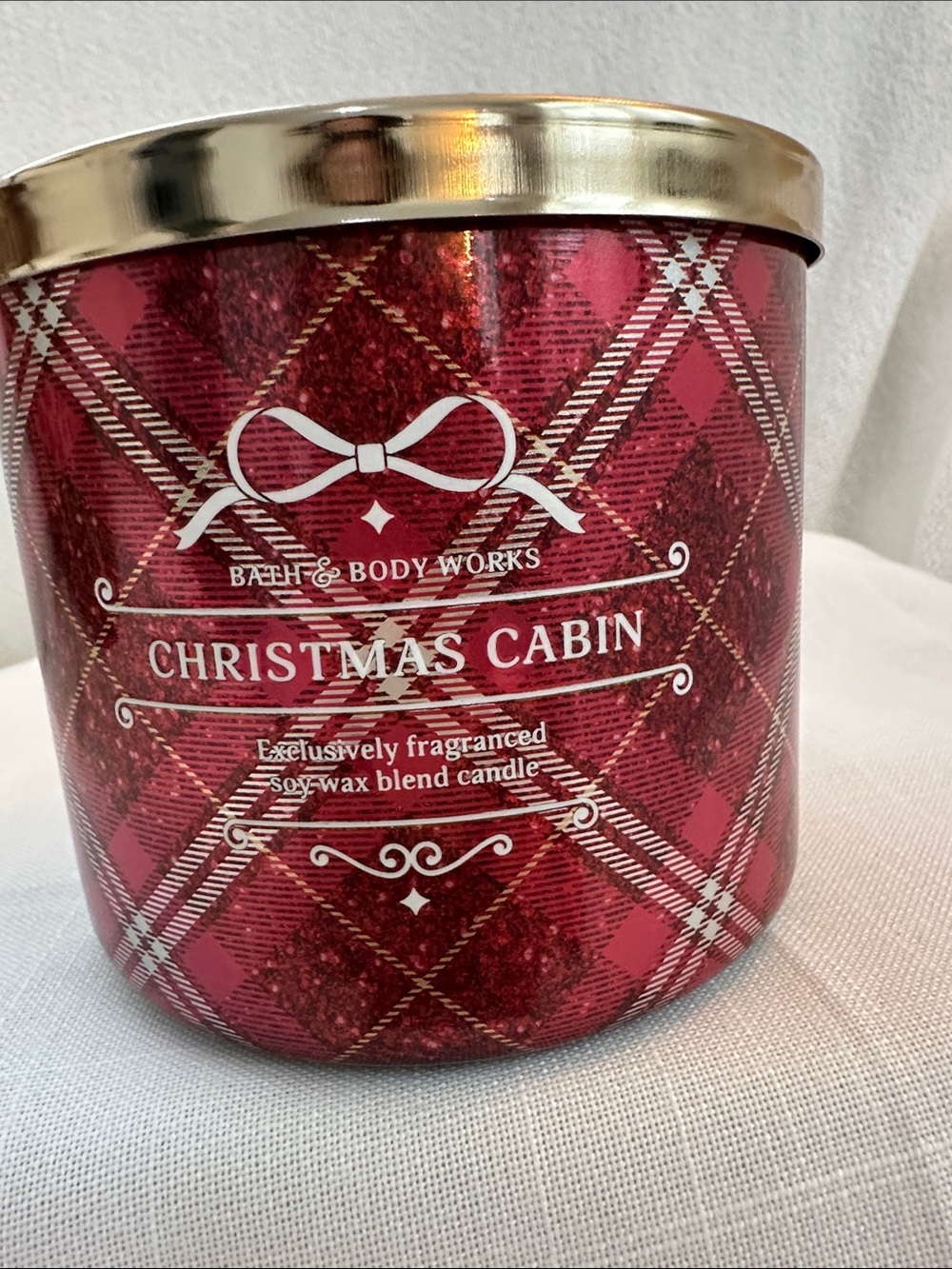 Bath & Body Works Christmas Cabin 3 wick NWT